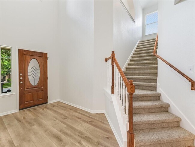 Building Photo - 7307 W Magic Mountain Ln