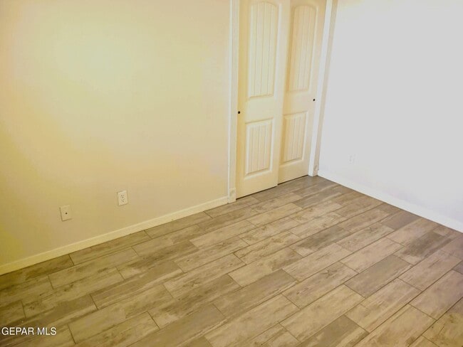 Building Photo - 2828 Bear Rock Pl