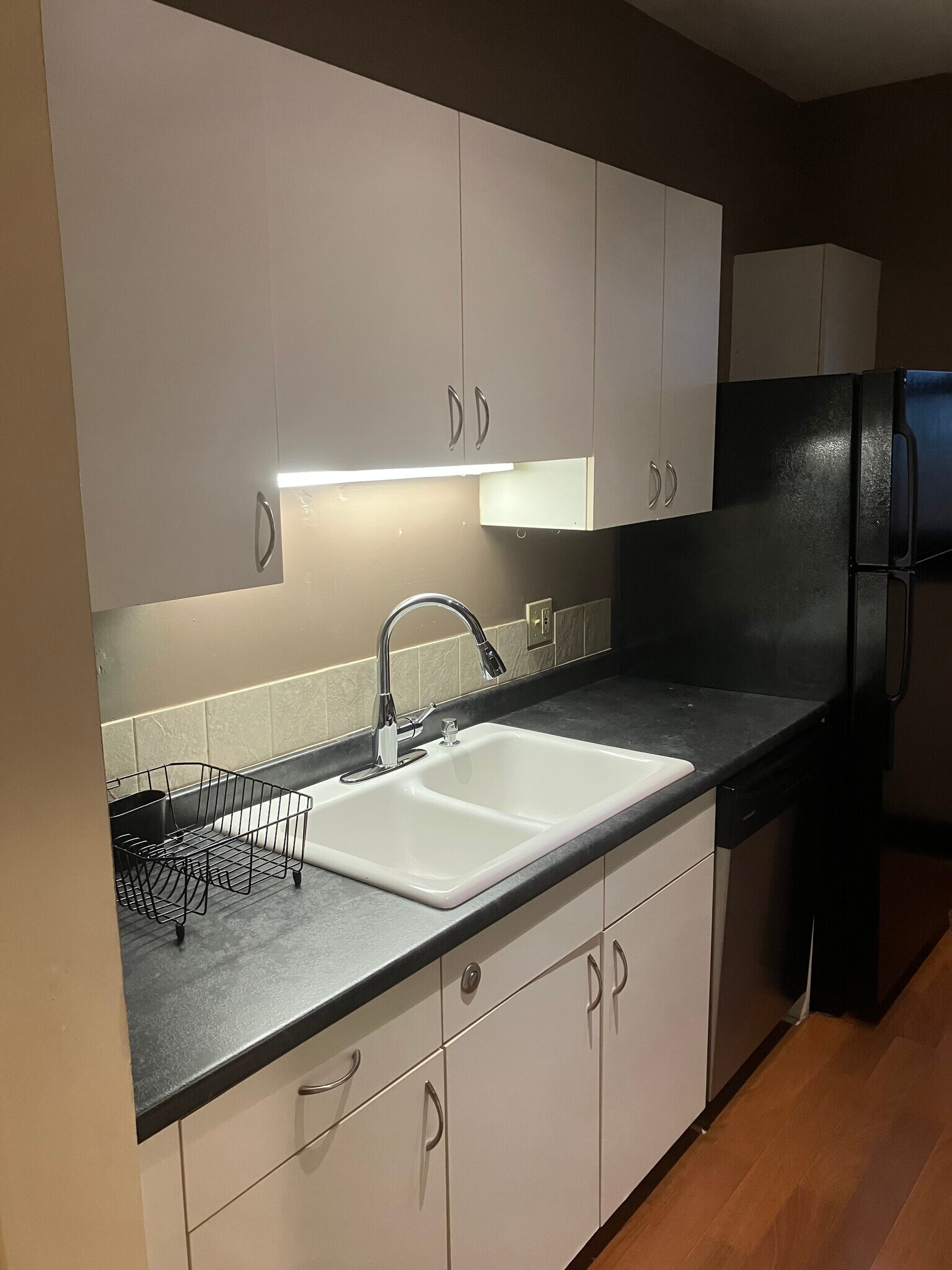 Building Photo - 24 Lee St