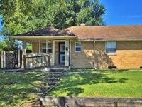 Building Photo - 1450 N Campbell Ave
