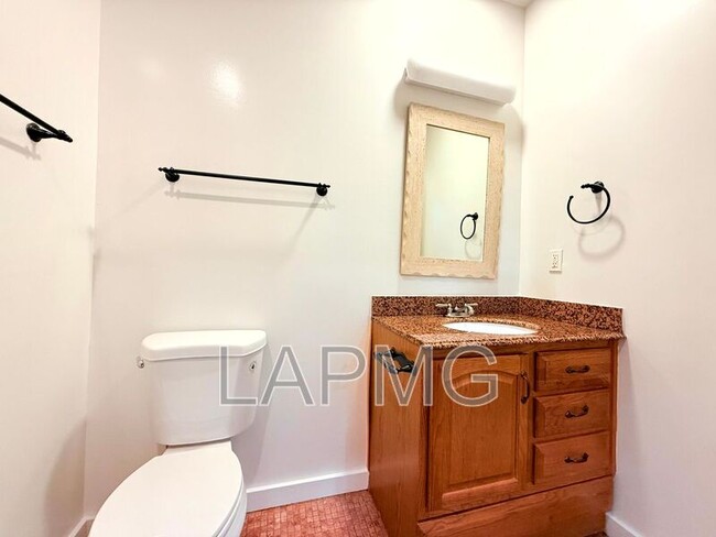 Building Photo - 1774-1776 N. Main Street