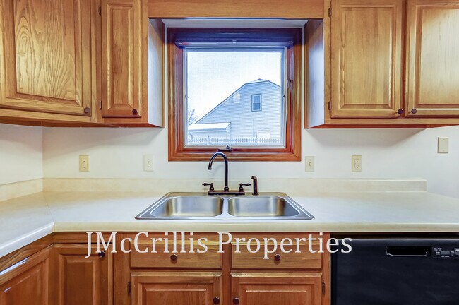 Building Photo - 9034 Dunmore Ln
