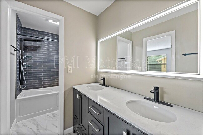 Building Photo - 7616 La Mesita Ct