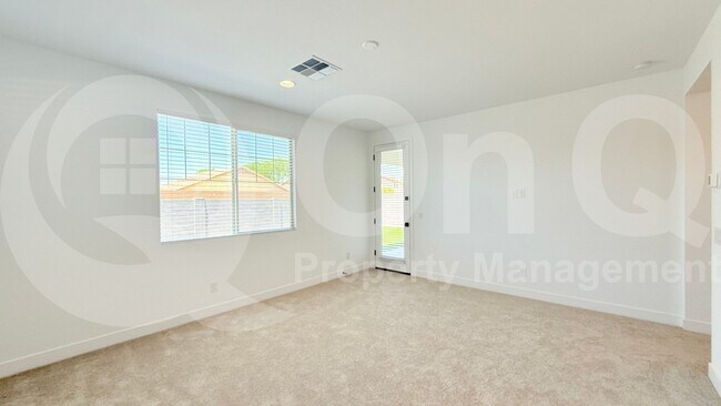 Building Photo - 3606 N 103rd Ave