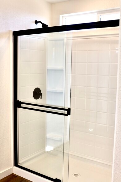 Building Photo - 1536 Minories Dr