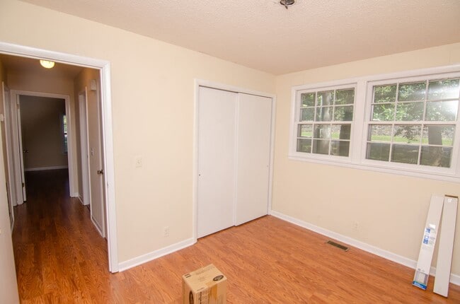 Building Photo - 3601 Hobbs Rd