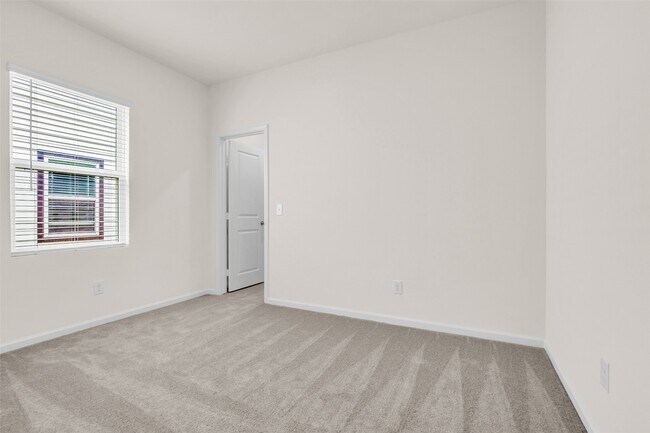 Building Photo - 18669 Shauna Danielle Dr