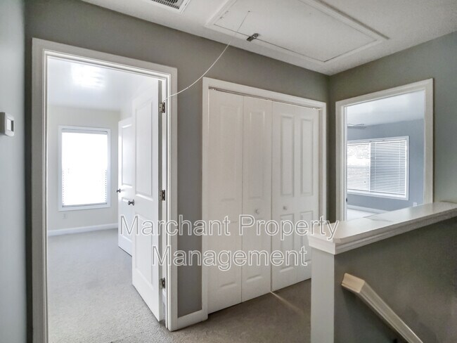 Building Photo - 209 Ashby Dr