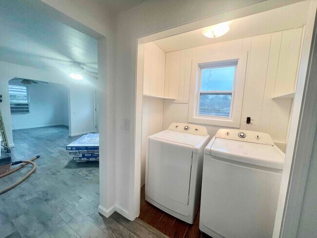 Building Photo - 400 Atlantic Ave