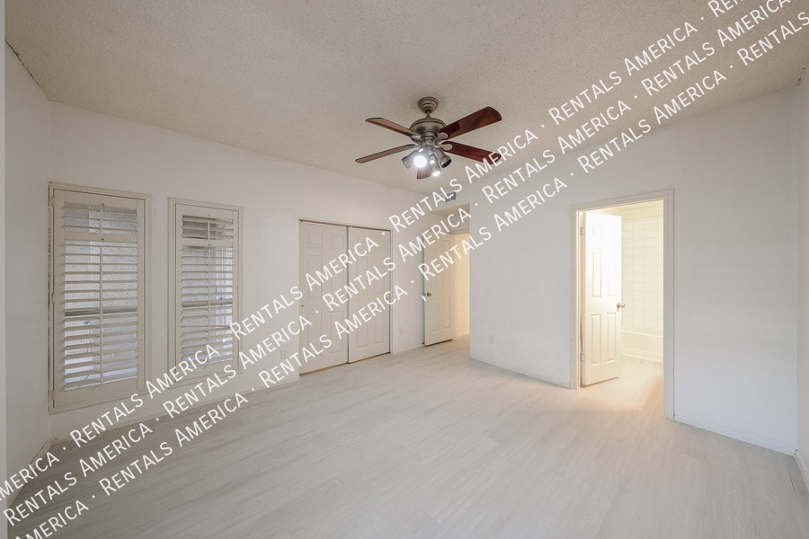 Building Photo - 101 N 7th St