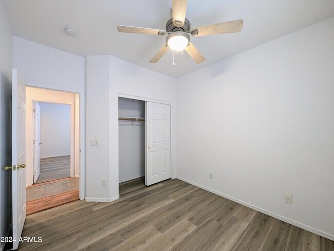 Building Photo - 1530 E Branham Ln