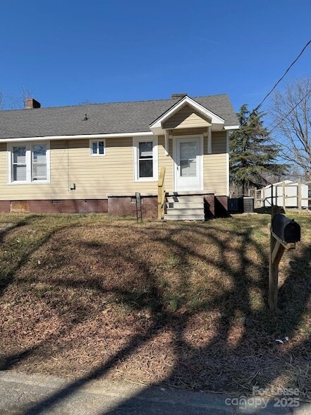 Primary Photo - 301 Plymouth St