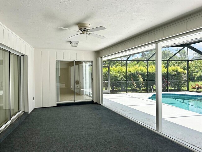 Building Photo - 5024 Southern Pine Cir