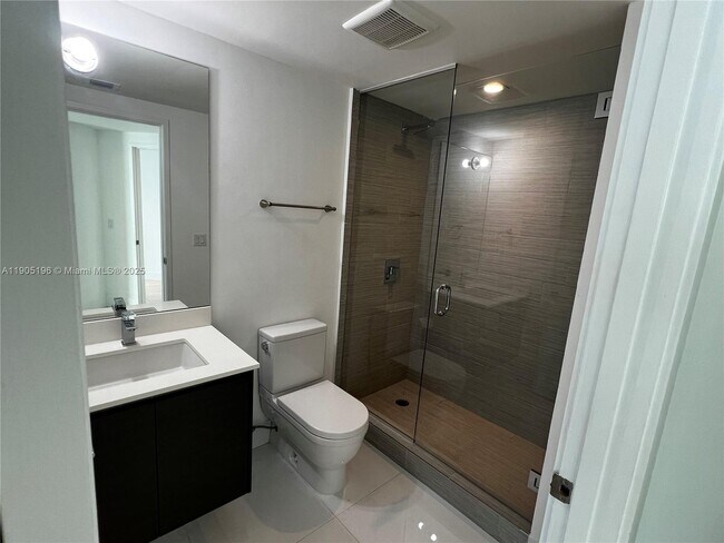 Building Photo - 300 Sunny Isles Blvd