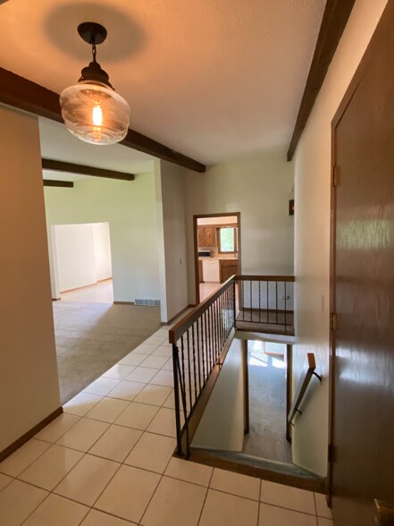 Building Photo - 9308 Colorado Rd