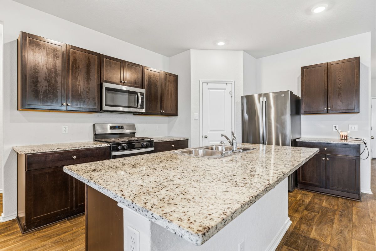 Building Photo - 10512 Gala Blvd