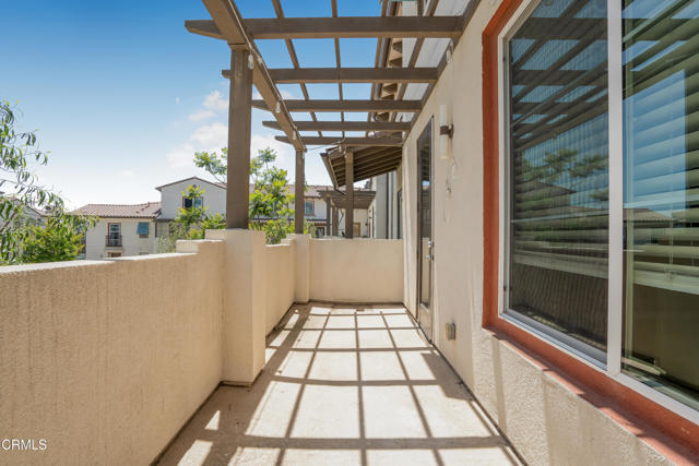 Building Photo - 667 Pedro St