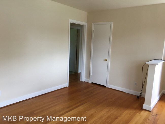 Building Photo - 3 br, 1 bath House - 1211 Stoutamire Drive