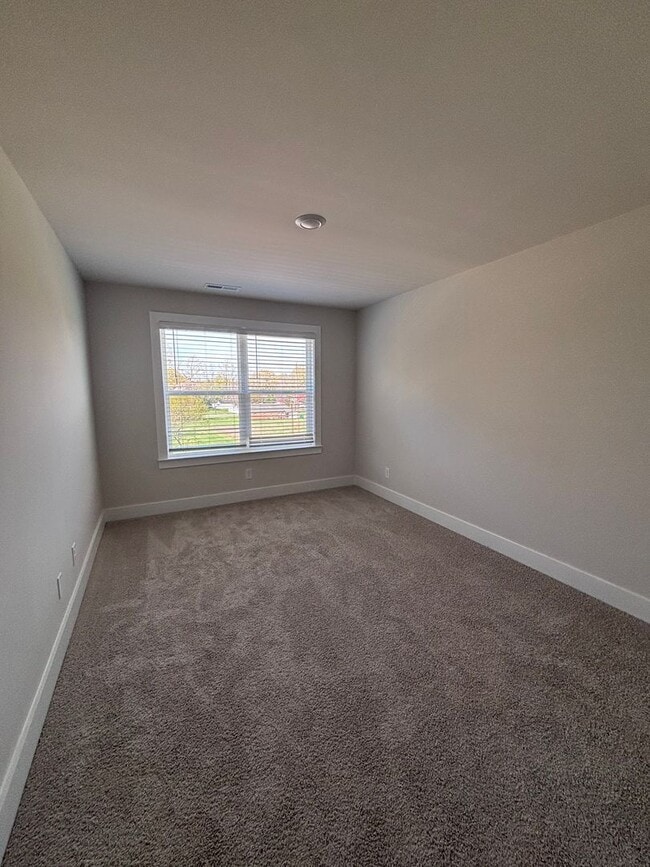 Building Photo - Brand new three-bedroom, 2.5-bath townhome