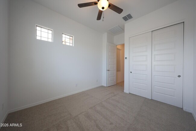 Building Photo - 7683 W Smoketree Dr