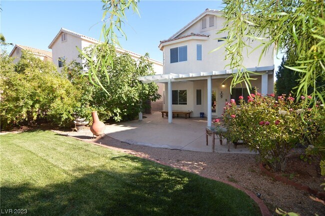 Building Photo - 2290 Bull Lake Dr