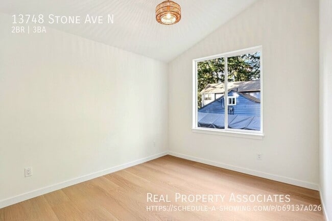 Building Photo - 13748 Stone Ave N