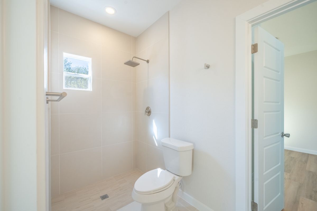 Building Photo - 11215 Link