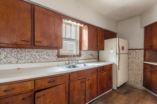 Building Photo - 5303 Hodiamont Ave