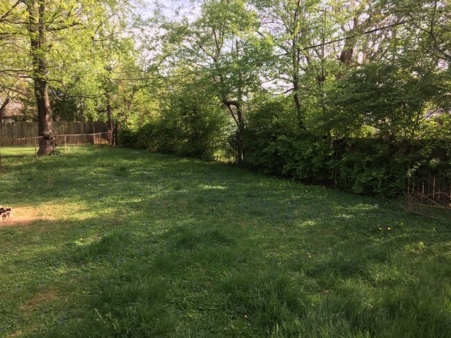 Building Photo - 472 Anniston Dr