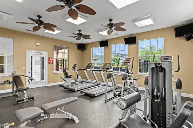 Building Photo - 405 Philip Blvd