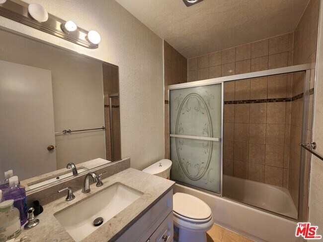 Building Photo - 148 Casuda Canyon Dr