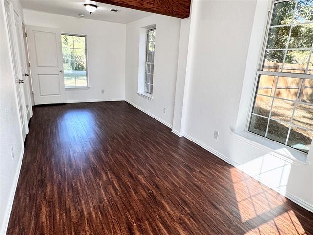 Building Photo - 921 Bradleys Bend