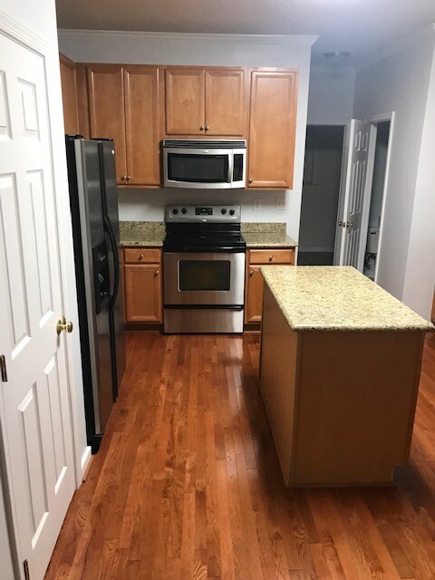 Building Photo - 2505 Benlar Ct