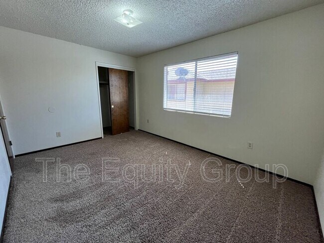Building Photo - 850 N Williford Dr
