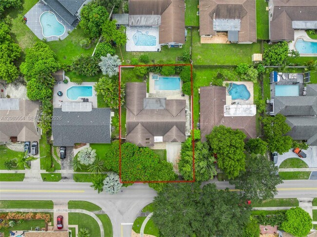 Building Photo - 7700 NW 11th Pl