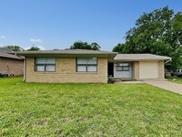 Building Photo - 3BR/1.5BA Home with Garage, Spacious Layout & Modern Upgrades