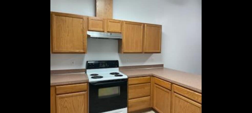 Kitchen - 803 N 20th Ave