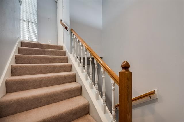 Building Photo - 5100 Verde Valley Ln