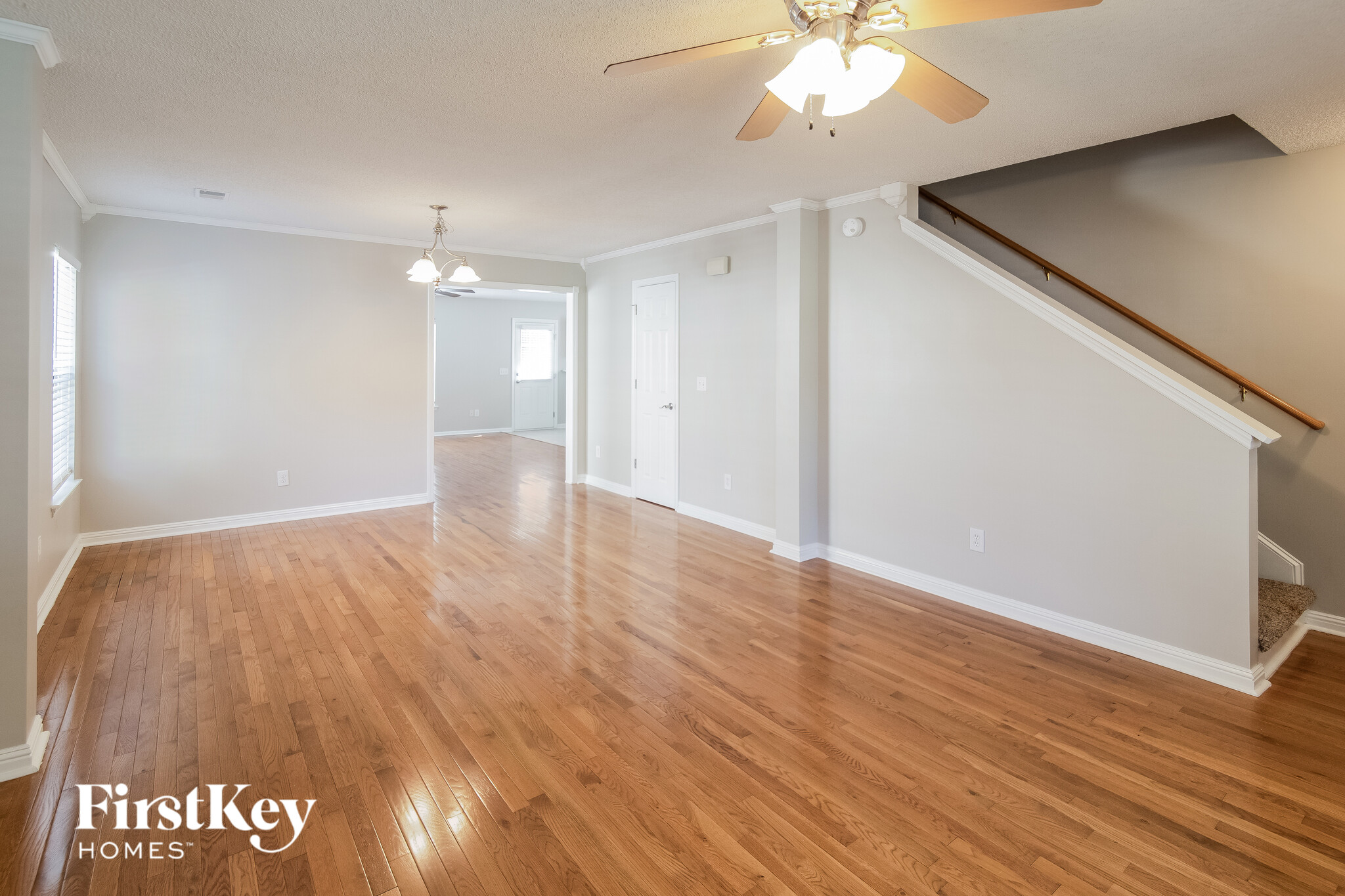 Building Photo - 109 Venice St