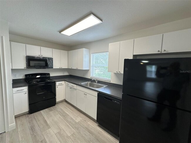 Building Photo - 3717 N 56th St