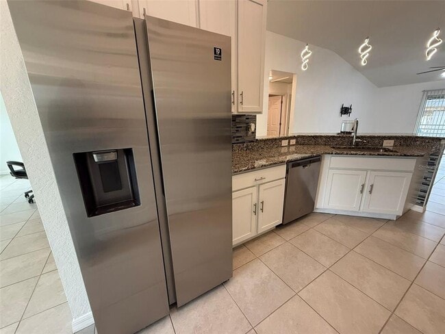 Building Photo - 4082 Kenvil Dr
