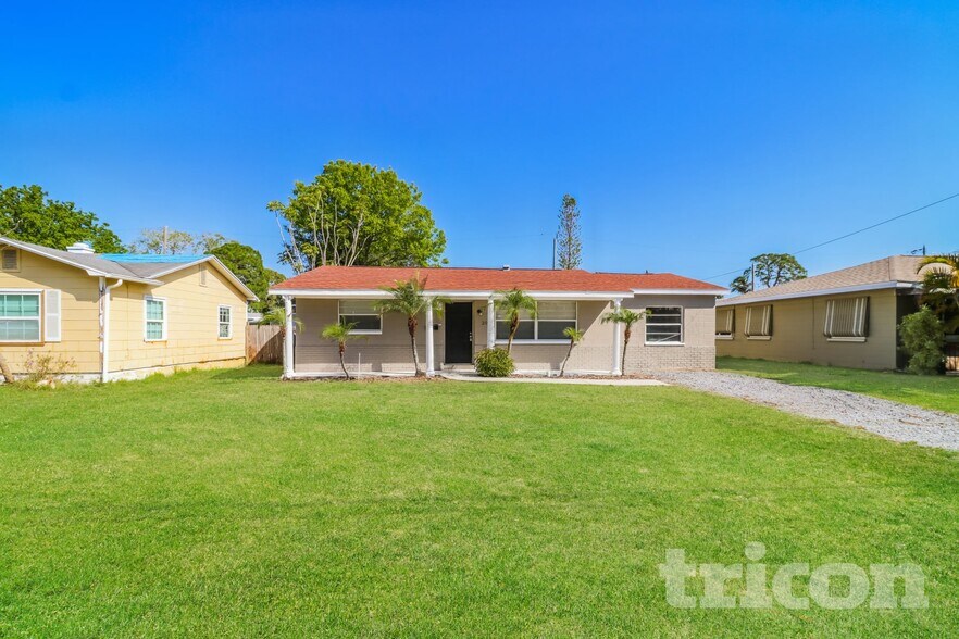 Primary Photo - 201 85th Ave N