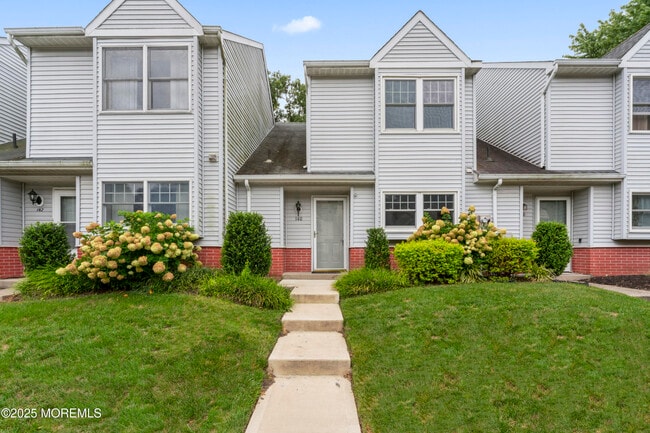 Building Photo - 140 Westchester Dr