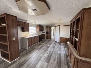 Building Photo - 109 Embert Ln