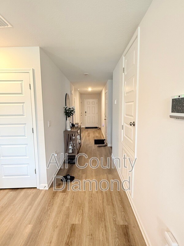Building Photo - 5116 Sienna Dr