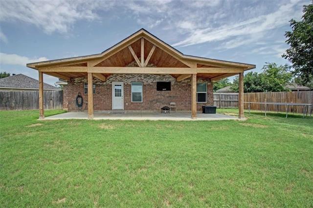 Building Photo - 1103 Lynnwood Dr