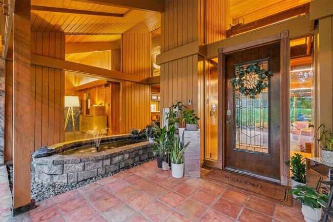 Building Photo - 29 Winged Foot Dr