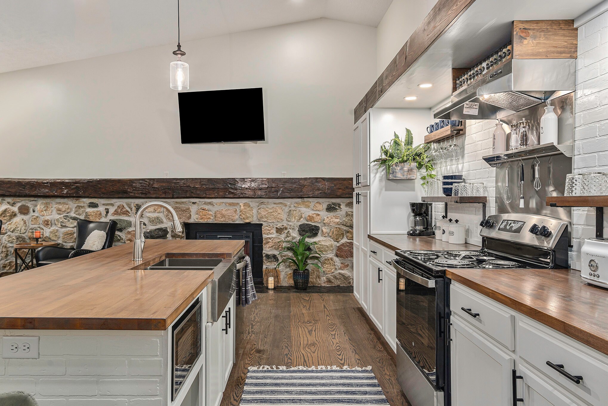 Building Photo - 2506 J Maddy Pky