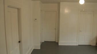 Building Photo - 65 1st St