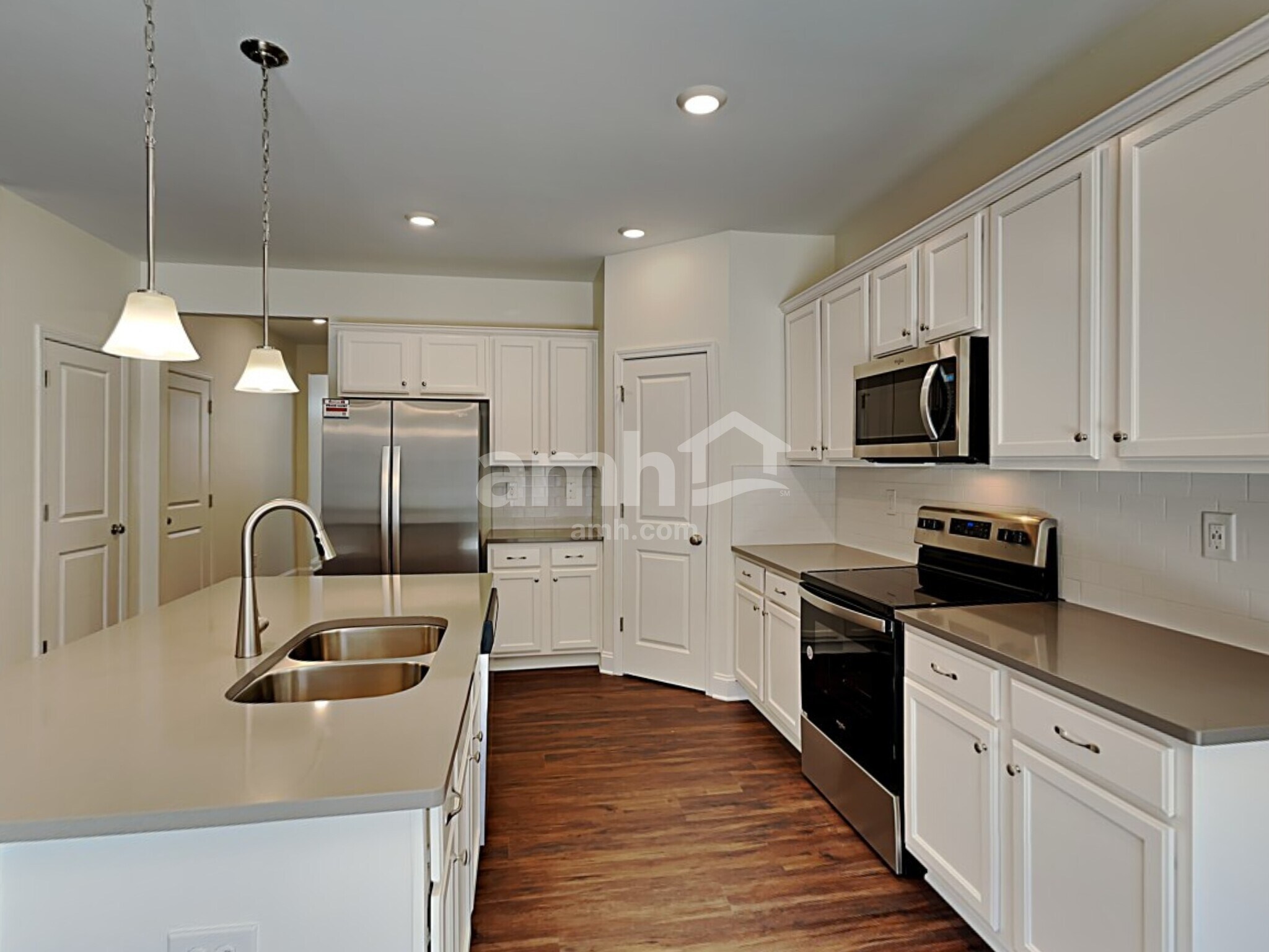 Building Photo - 7112 Garrett Ct